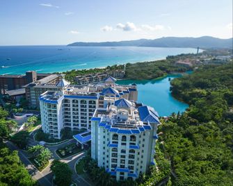 Holiday Inn & Suites Sanya Yalong Bay By IHG - Sanya - Gebäude
