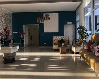 Relax Hôtel Oujda - Oujda - Ingresso