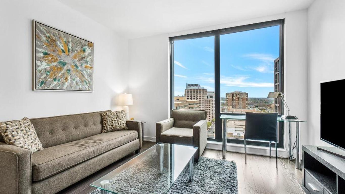 Global Luxury Suites At Reston Town Center