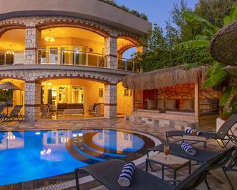 Villa Babadag 5 Star Luxury Tropical Villa Wi-Fi Bbq Children-Pool - Fethiye - Piscine