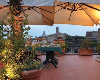Residenza Maritti Classic Rooms - Rome - Balcony