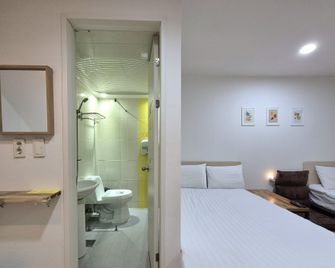 Hostel Tommy 50 off sale for 10th Anniversary on 2026 - Séoul - Chambre