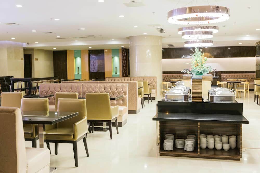 Swiss-Belhotel Blulane