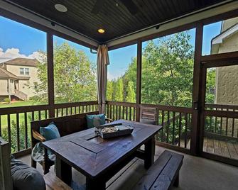 The Guest Suite - Gallatin - Balcony