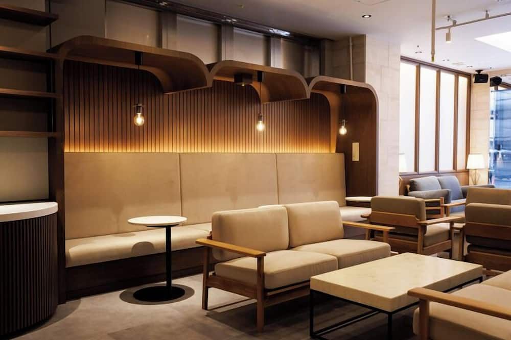 فار إيست فيليدج هوتل أوساكا، هونماتشي