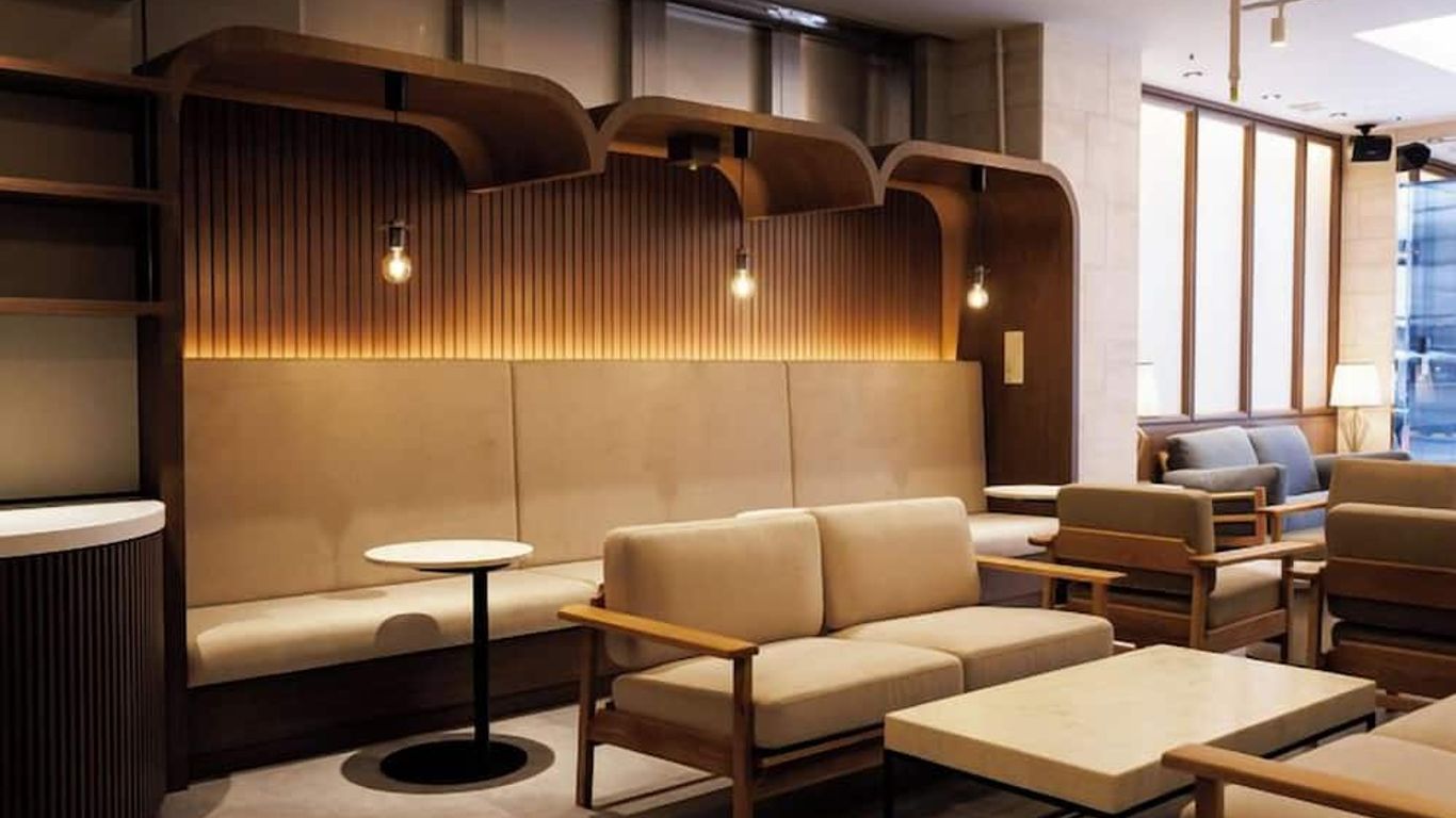 فار إيست فيليدج هوتل أوساكا، هونماتشي