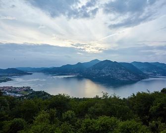 Relais I Due Roccoli - Iseo - Vista del exterior
