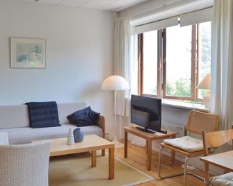 1 bedroom stunning apartment in Hornbæk - Hornbaek - Wohnzimmer
