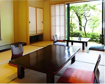 Gyosantei Yamabuki - Yamanakako - Comedor