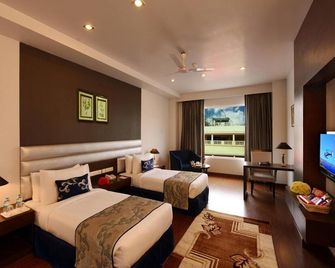 M B Greens Clarks Inn - Morādābād