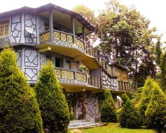 Dhardo Retreat And Resort - Kālimpong - Building