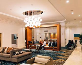 Club Quarters Hotel in Houston - Houston - Lounge