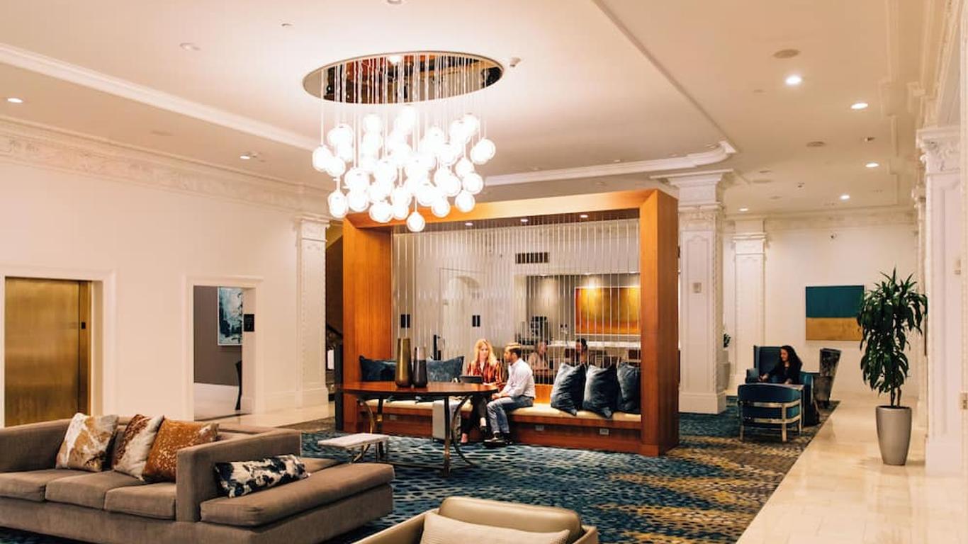 كلوب كوورترز هوتل داون تاون هيوستن