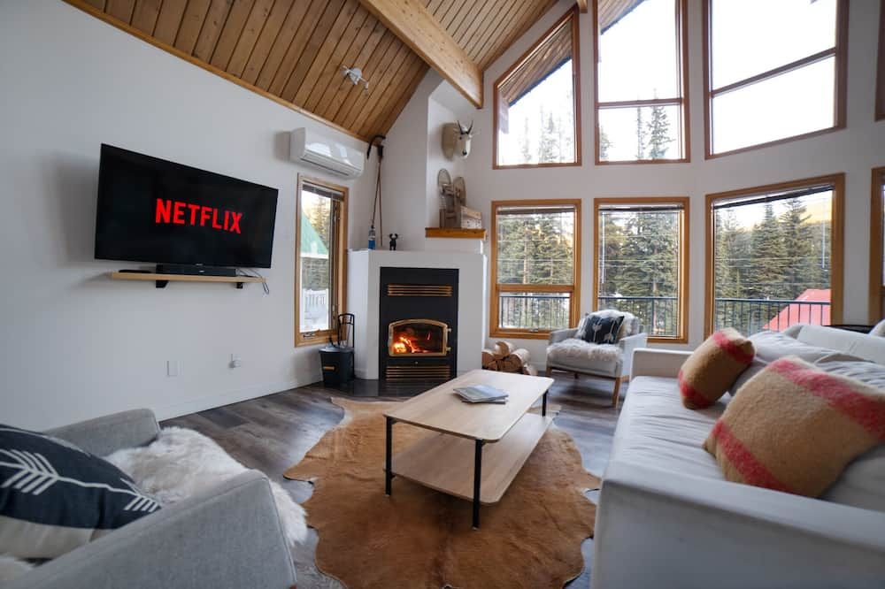 Post & Beam Chalet at Apex Mountain/Hot Tub sleeps 10 - Keremeos - Sala de estar