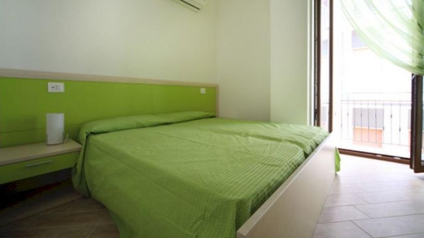 B&B New Acropolis