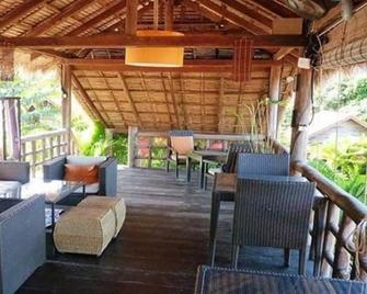 Raingsey Bungalow - Kep - Patio