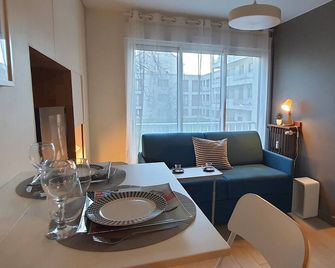 La Clé de Jules - Saint-Germain-en-Laye - Ruang makan