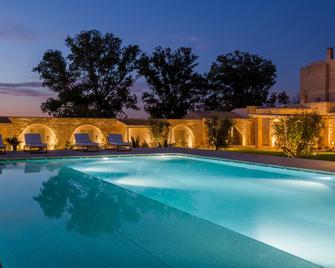 Masseria Donna Menga - The Leading Hotels of the World - Torre Lapillo - Piscina