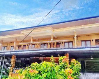 OYO Life 90960 Putih Salju Homestay Syariah - North Indralaya - Edificio