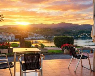 Hotel Capellan - Navia - Balkon