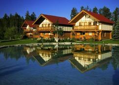 Great Northern Resort -Lodge - West Glacier - Building