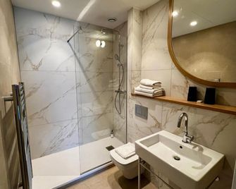 Amiral-Fondary - Paris