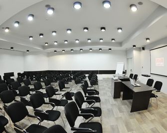 Hotel Putnik - Novi Sad - Toplantı odası