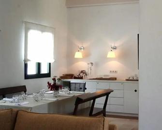 Rusticae Agroturismo Finca Atalis - Es Migjorn Gran - Comedor