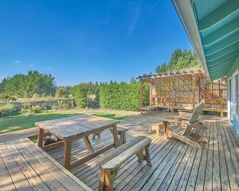 Steps to Beach , Pets Ok, Fenced Yard, Fireplace (SeaNest) - Ocean Park - Patio