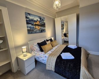 Brae View Coastal Gem - Largs
