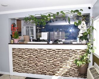 Pilgrim Inn & Cottages - Plymouth - Recepción