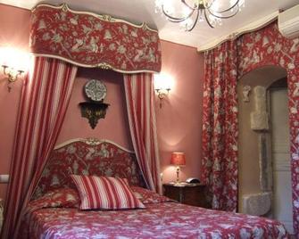 Bize de la Tour - Remoulins - Schlafzimmer