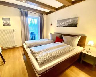 Ferienwohnung Rosenwirth - Mittenwald - Bedroom