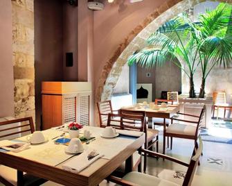 فندق بوتيك إليا فاطمة - للبالغين فقط - خانيا - مطعم