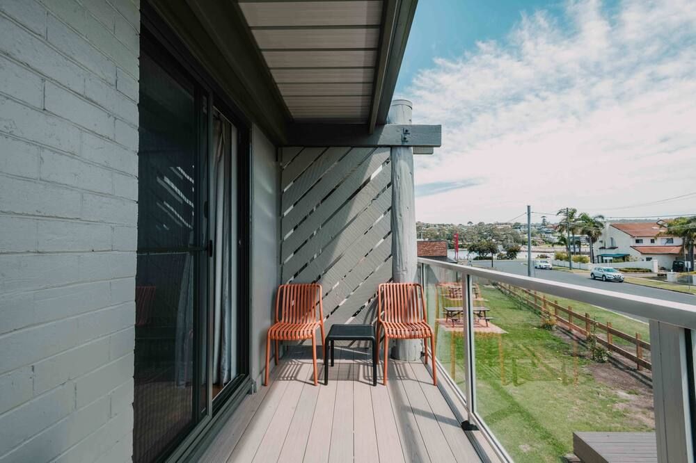 Black Dolphin Resort Motel & Apartments