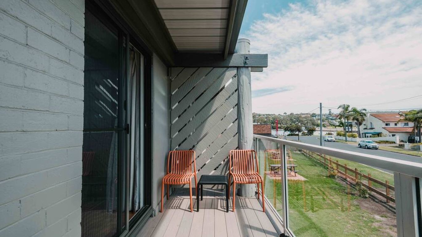 Black Dolphin Resort Motel & Apartments