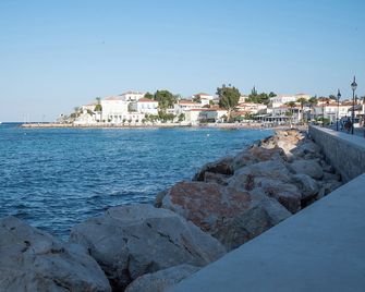 Liberty Suites Spetses - Spétses