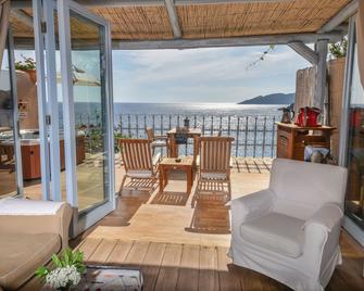 Beyaz Yunus Hotel - Adult Only - Fethiye - Balkon