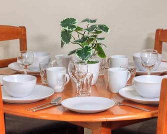 Top Of The Town Motel - Inverell - Eetruimte