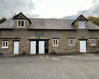 The Bateman Arms - Leominster - Building