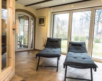 Apartment No. 3 Ferienidyll \'An der Großen Wildbahn\' - Werben - Sala de estar