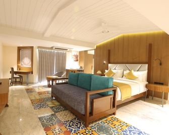 Varca Palms Beach Resort - Varca