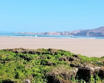 Tildi surf house - Agadir - Beach