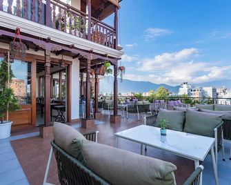 Timber House by Tara Group - Katmandou - Balcon