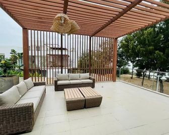 Biệt thự biển Zenna Villas 617 - Vung Tau - Balcony