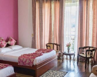 Lake View Comfort Bungalow - Nuwara Eliya - Bedroom