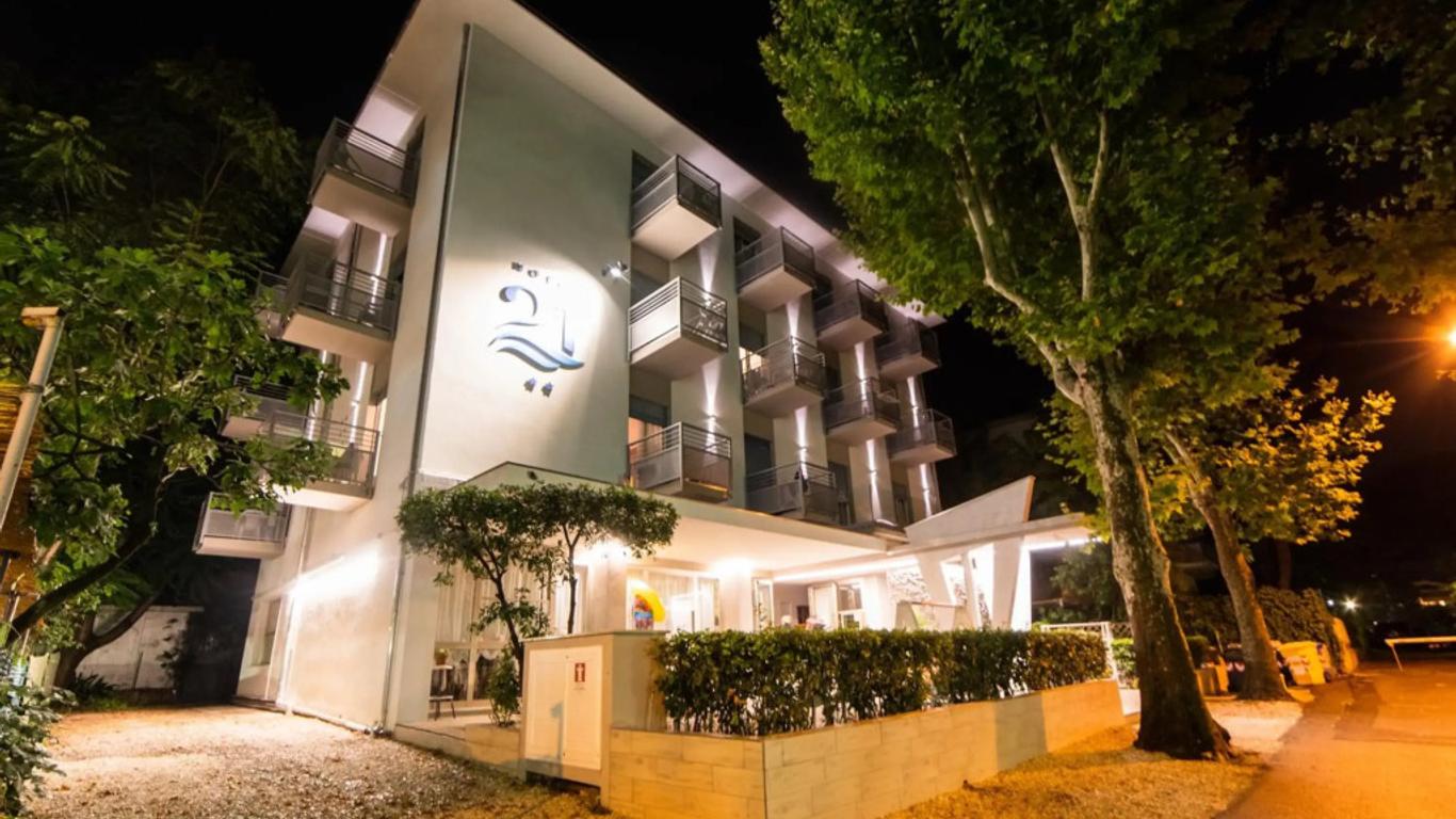 Hotel 21 Riccione