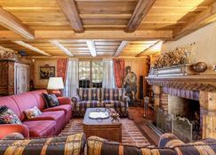 Charming Chalet Gstaad - Saanen - Living room