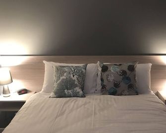 Kootingal Landview Motel - טמוורת' - חדר שינה