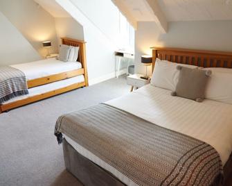 The Kenilworth - Newcastle upon Tyne
